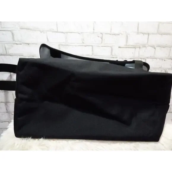 $178 Free People Movement x Manhattan Portage Cloud XL Messenger Bag NEW - Picture 8 of 9